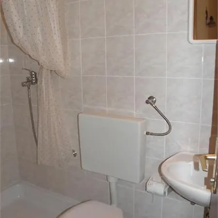 Apartament Toni