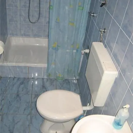 Apartament Toni *
