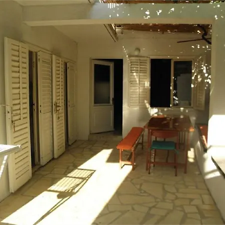 Toni Apartament *